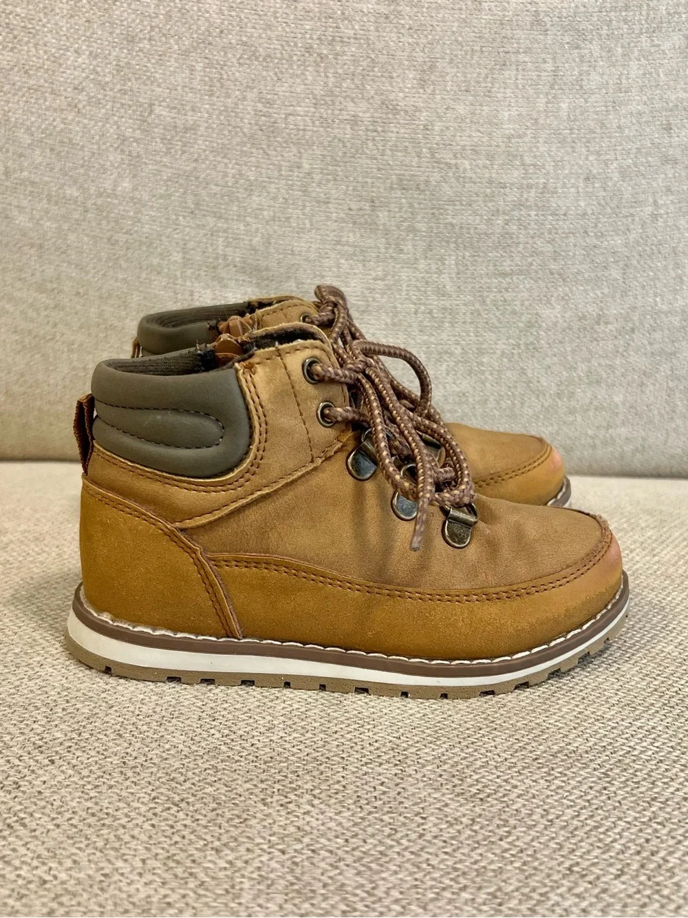 The Children’s Place Size 9 Toddler Hiking Boots Tan Brown GUC